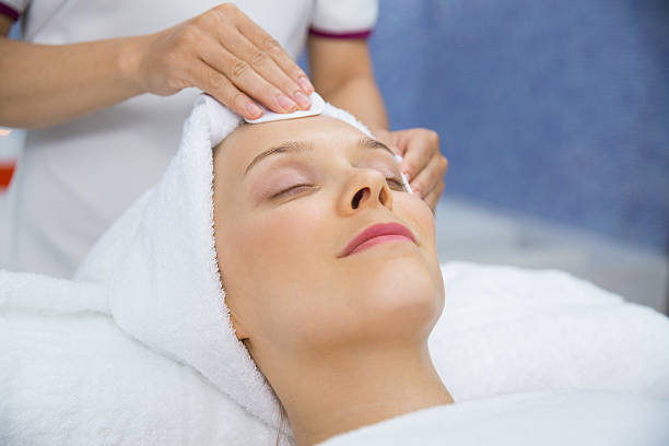 OXYCURA Facial